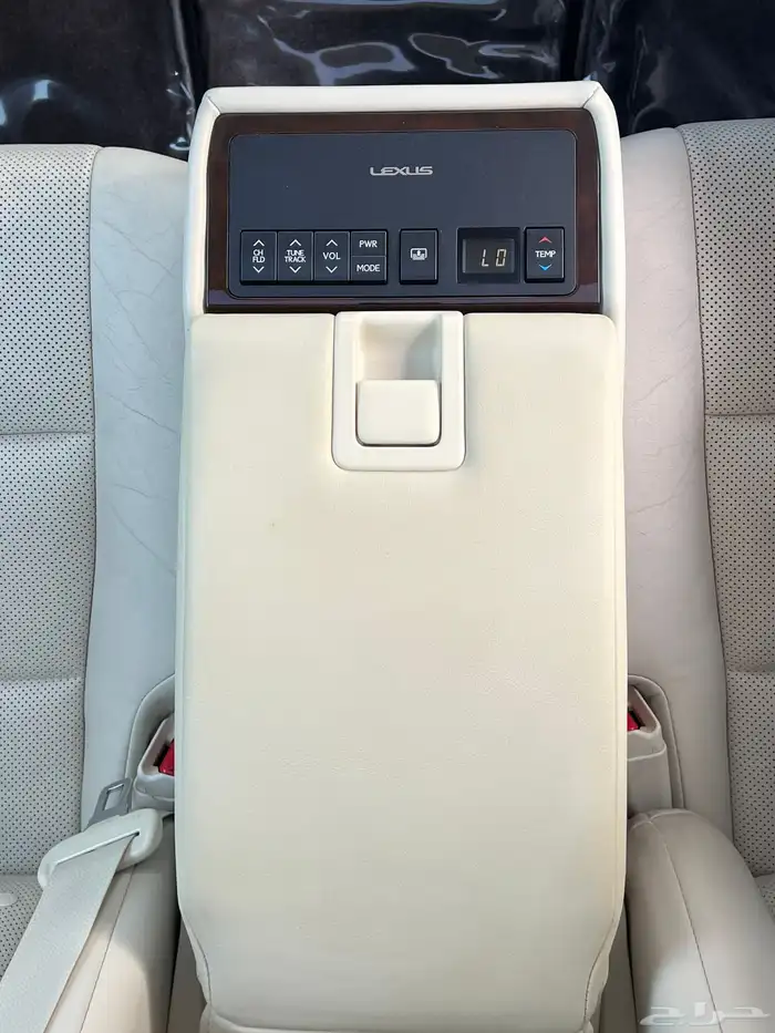 لكزس ES350 DD - 2015 مالك اول بحالة الوكالة . 36