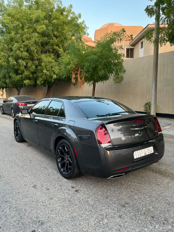 للبيع كرايسلر 300s موديل 2022. 6 سلندر 0