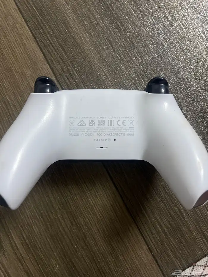 يد سوني5 1