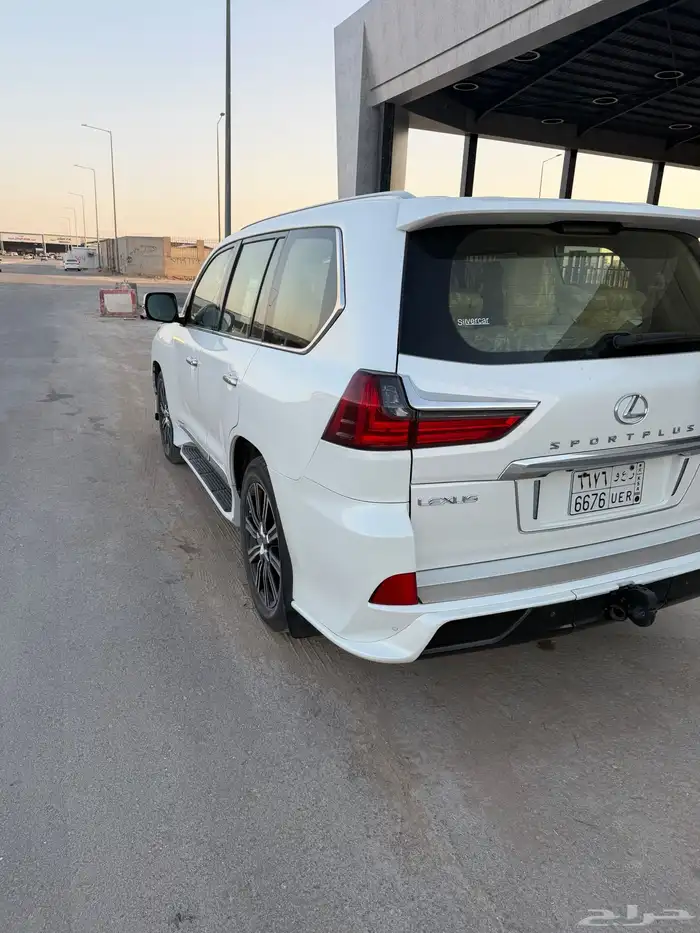 جيب لكزس سعودي 2017 6