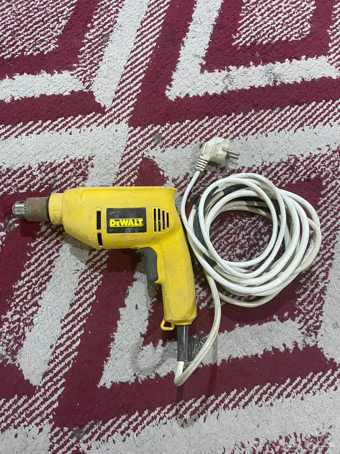 دريل كهرب ماركة DEWALT 4