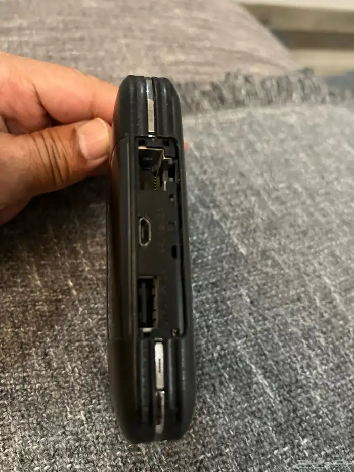 راوتر هواوي متنقل مع باور بنك E5770s 5