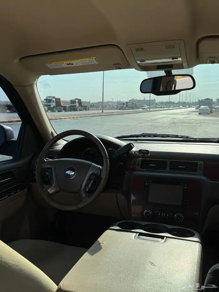 شفرولية تاهو 2012 اسود نظيف 22