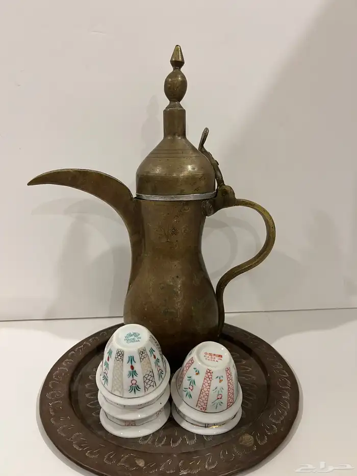دله نحاس مع فناجيل قديم 0