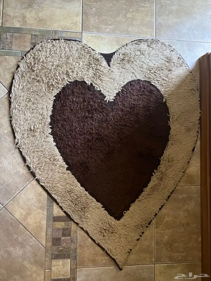 سجاد مستعمل نظيف مقاسات مختلفه 1