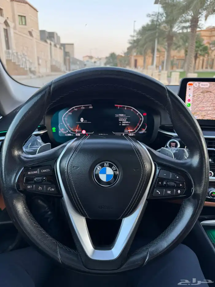 بي ام دبليو 520i موديل 2023 22