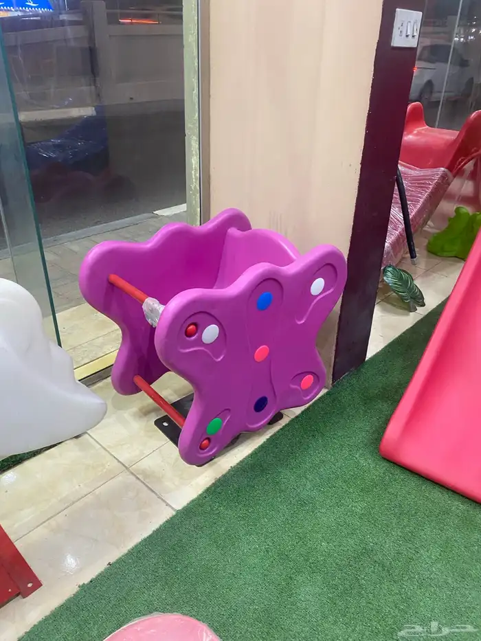 للبيع مراجيح اطفال احجام كبيرة وصقيرة وتفصيل الاحساء 80