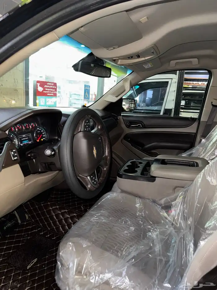 للبيع تاهو 2017 اسود مالك اول بدون دبل 8