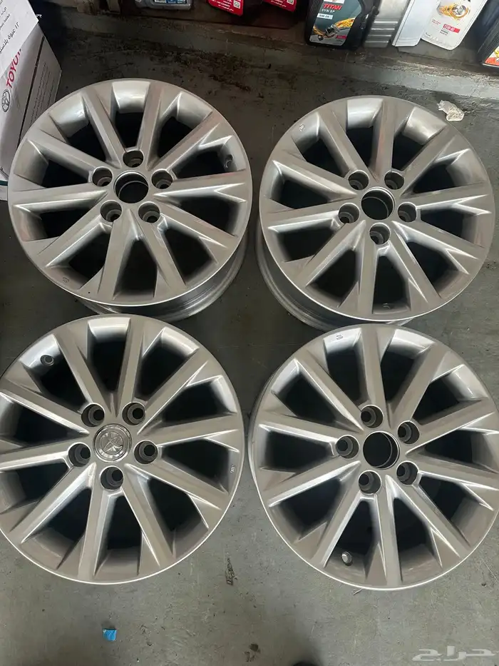 جنوط كامري مقاس 16 أصلي وكاله 1