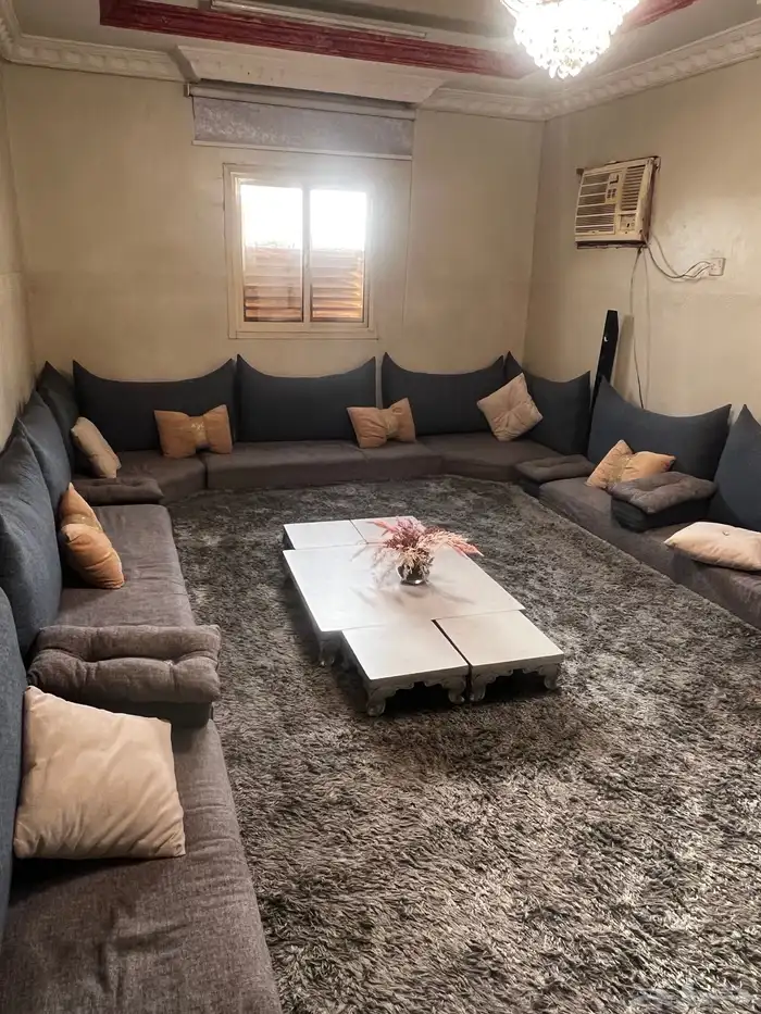 كنب وطاوله 0