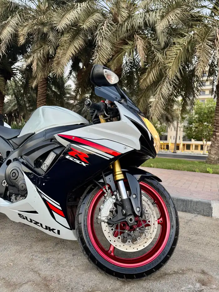 Suzuki GSXR-750 دباب ريس سزوكي 0