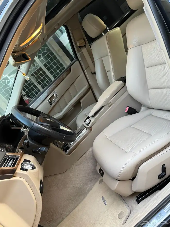 للبيع او البدل مرسيدس e-class 2011 3