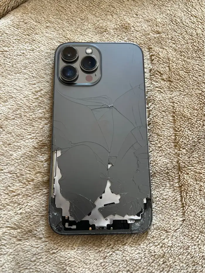 ايفون للبيع 1