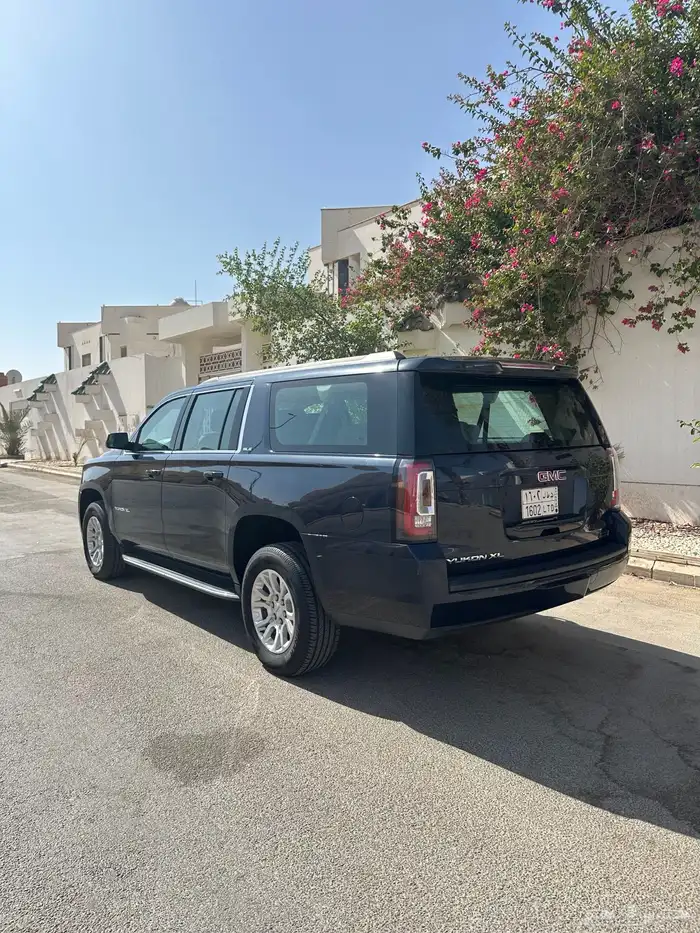 جي ام سي يوكن XL وكاله sle 9
