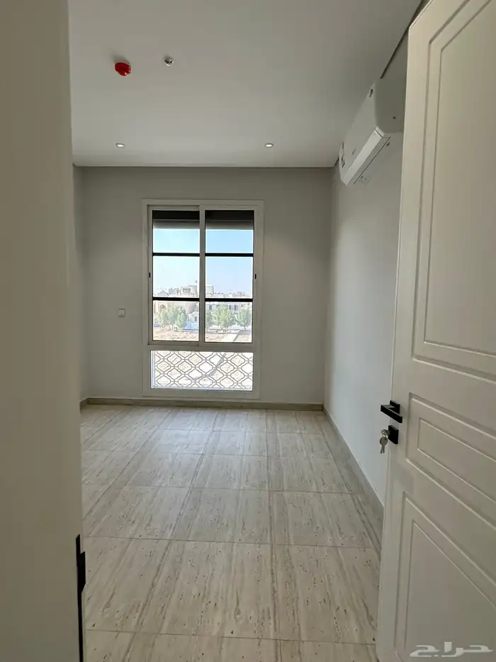 شقة للبيع حي النرجس 4