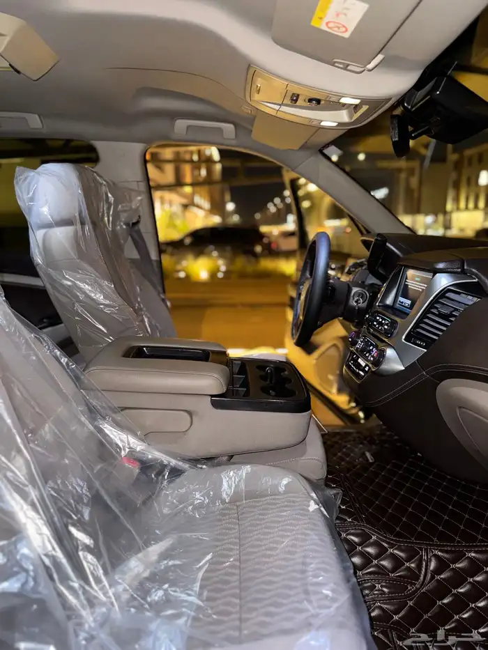 للبيع تاهو 2017 اسود مالك اول بدون دبل 16