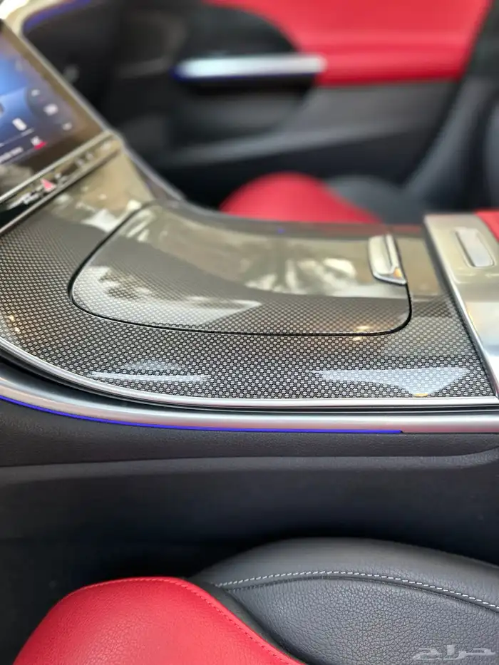 مرسيدس C300 ماشي 47 الف بحاله الوكاله 33
