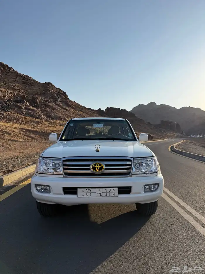 للبيع جيب جكسار جي اكس ار لاندكروزر موديل 2006 0