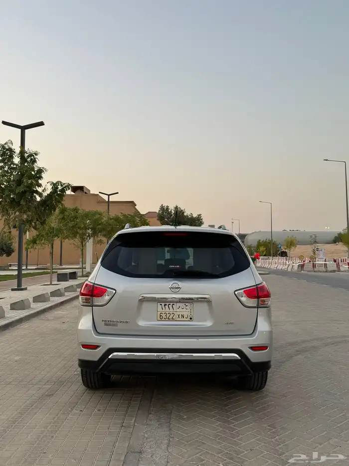 نيسان باثفندر 4