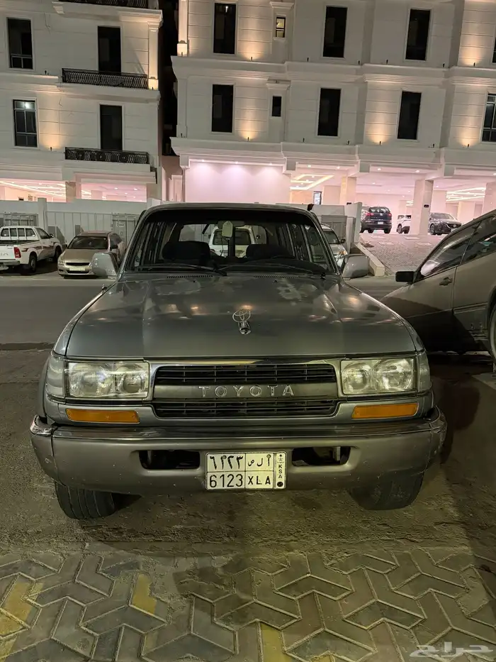 سياره لاند كروزر للبيع مستعجل تم تعديل السعر موديل 1992 1