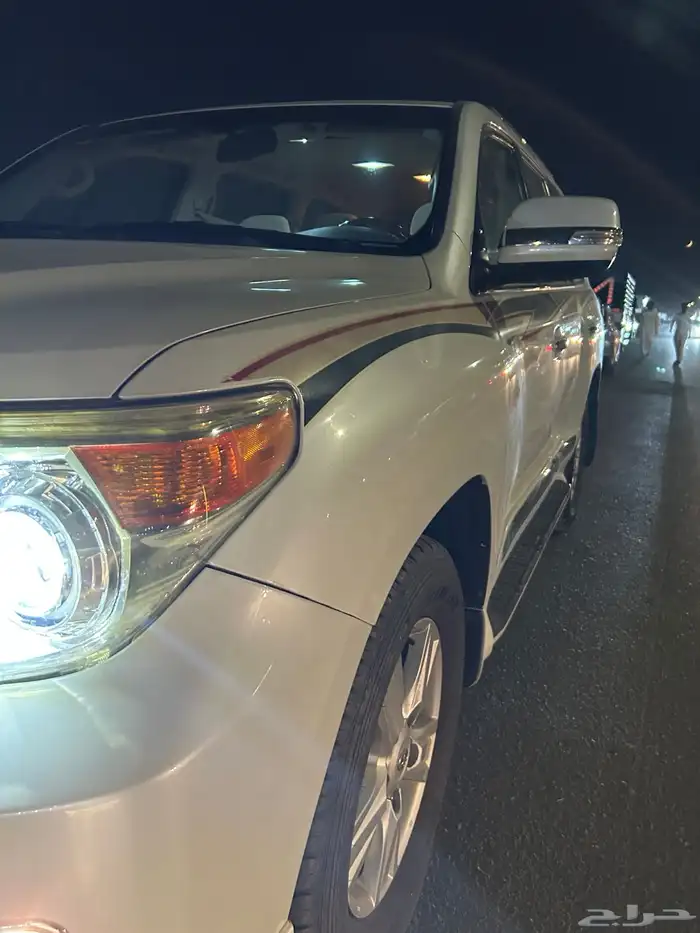 جيب تايوتا لاند كروزر 2