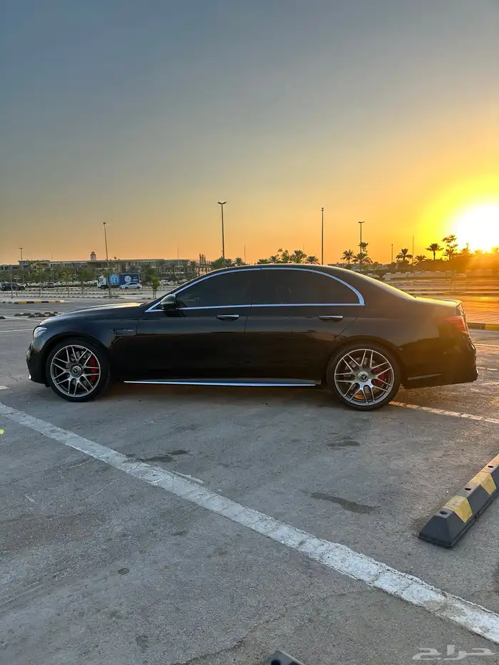 للبيع E63s 2019 AMG 5