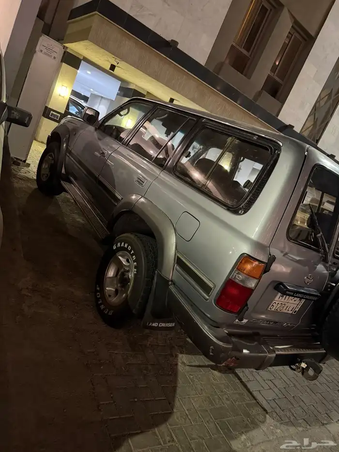 سياره لاند كروزر للبيع مستعجل تم تعديل السعر موديل 1992 3