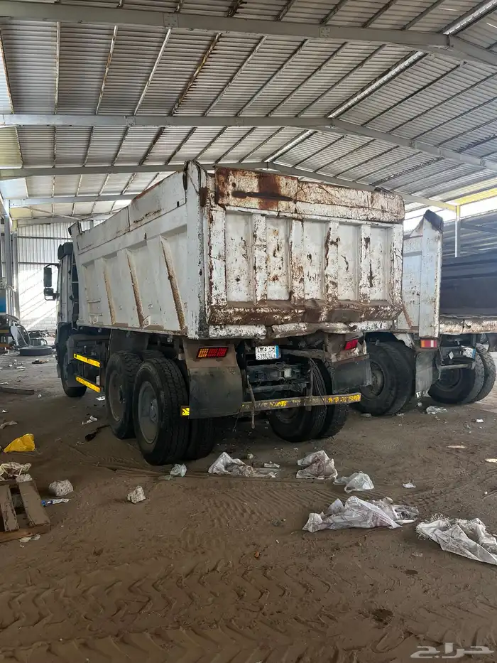 صندوق قلاب للبيع الصندوق فقط مع كامل اغراضه جاهز 1