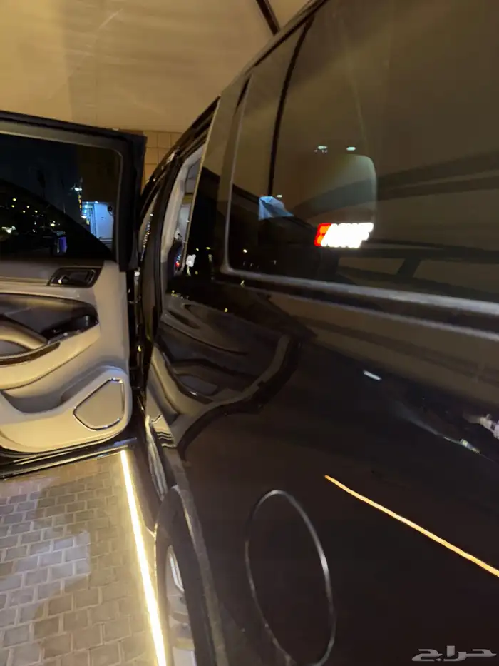 للبيع تاهو 2017 اسود مالك اول بدون دبل 6