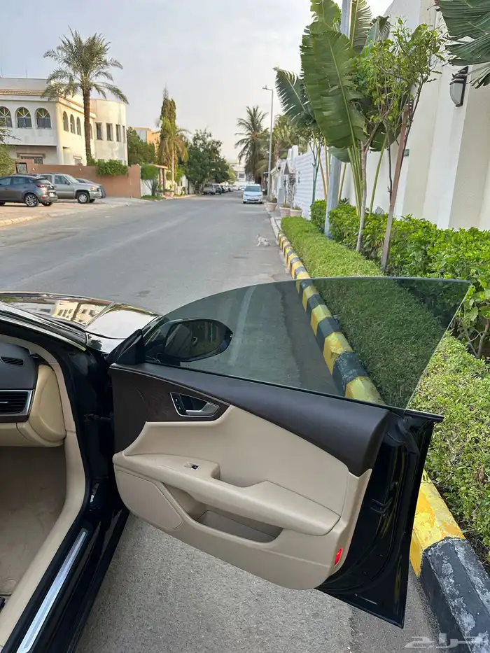اودي A7 2.8 تنفس طبيعي 13