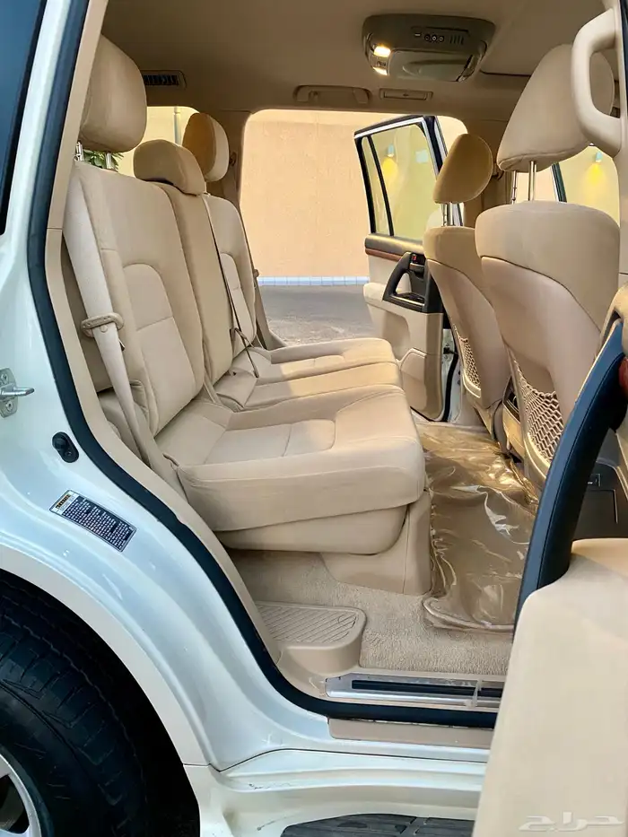 تويوتا لاند كروزر 2015 18