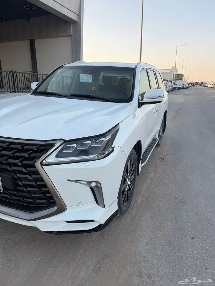 جيب لكزس سعودي 2017 0