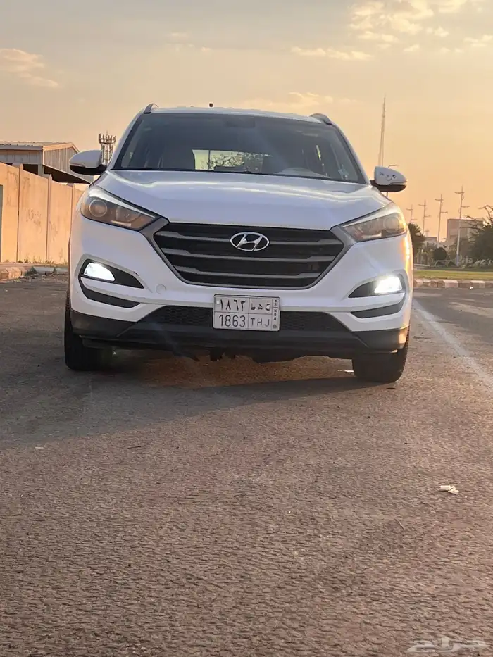 توسان هيونداي 24