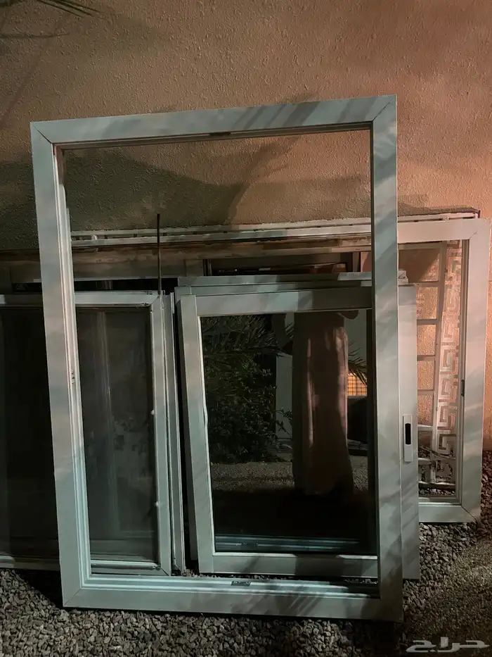 ثلاث درايش سوبر سرايا 2 متر في متر تقريبا   حامي حرامي واحد 2