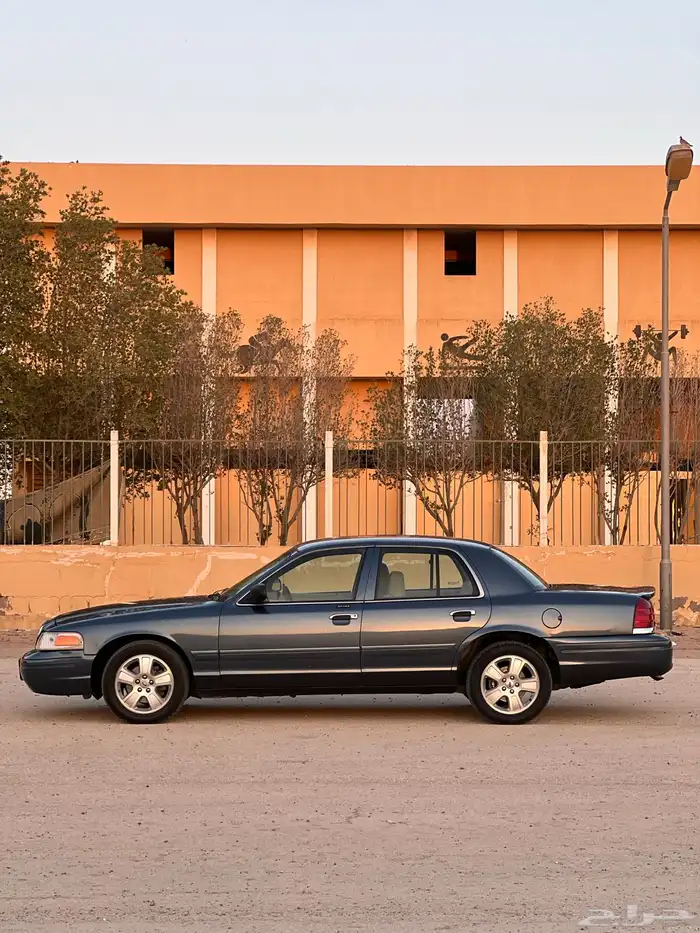 للبيع فورد 2008 فكتوريا سعودي 5