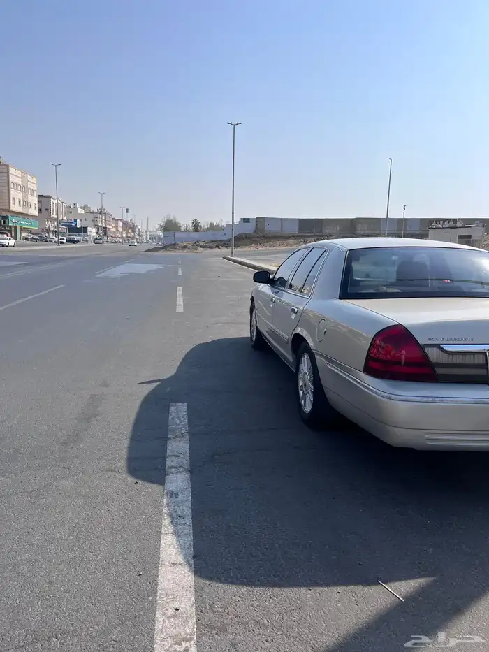 جراند ماركيز 2011 سمني داخلي هلوز 4