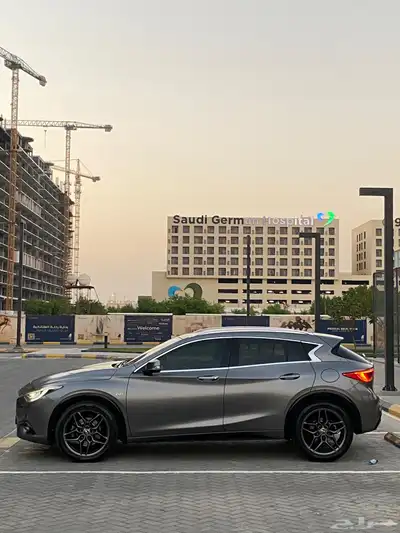 انفنتي Q30 2018 نظيفة index