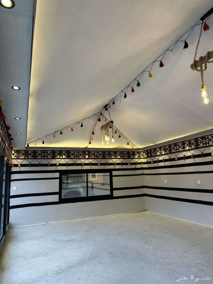 خيام الصقور الملكية 14