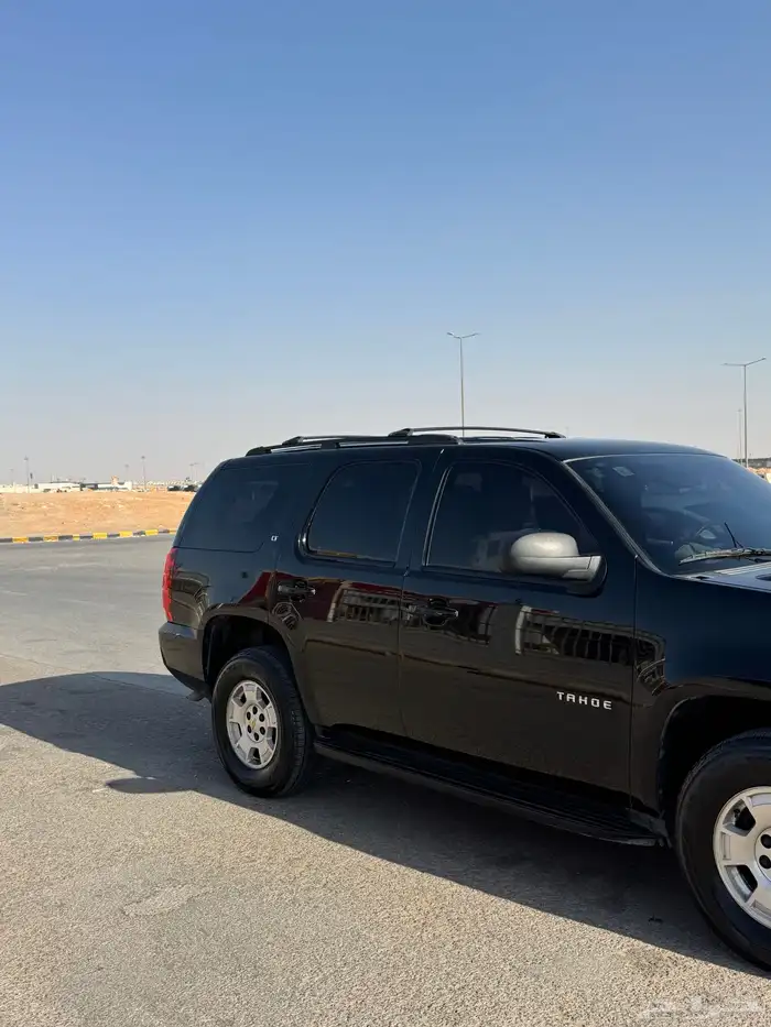 شفرولية تاهو 2012 اسود نظيف 5