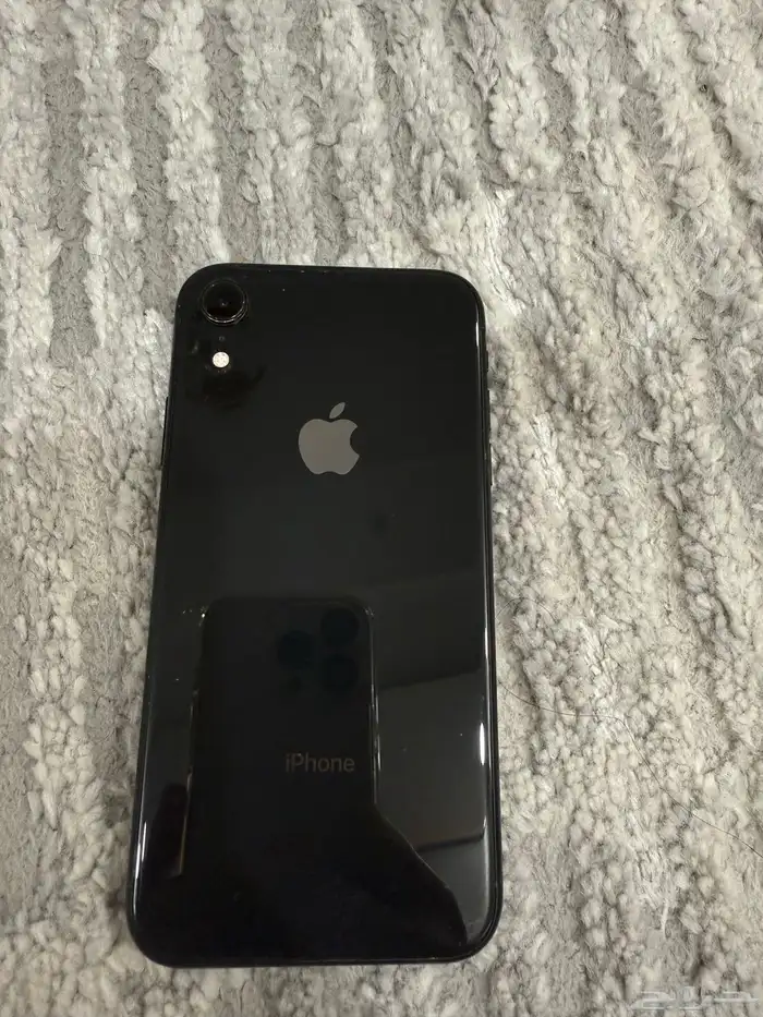 آيفون اكس ار 1