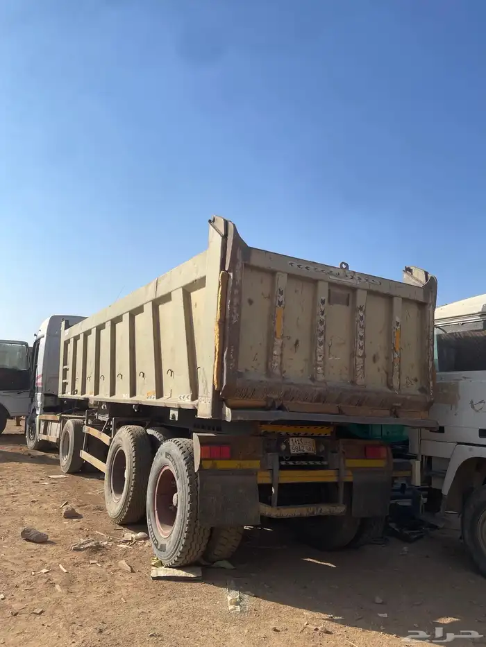 قلاب للإيجار كفرات شبه جديده 0