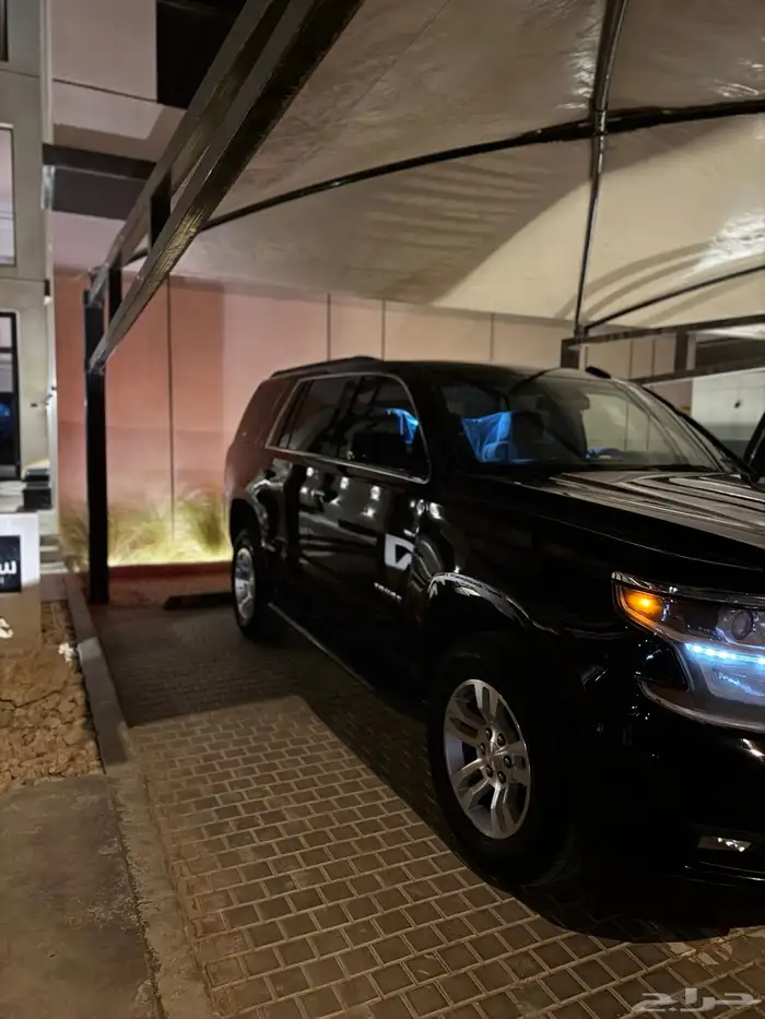 للبيع تاهو 2017 اسود مالك اول بدون دبل 1