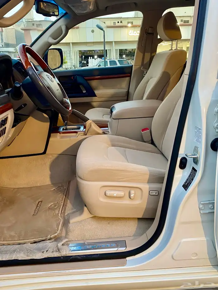 تويوتا لاند كروزر 2015 12