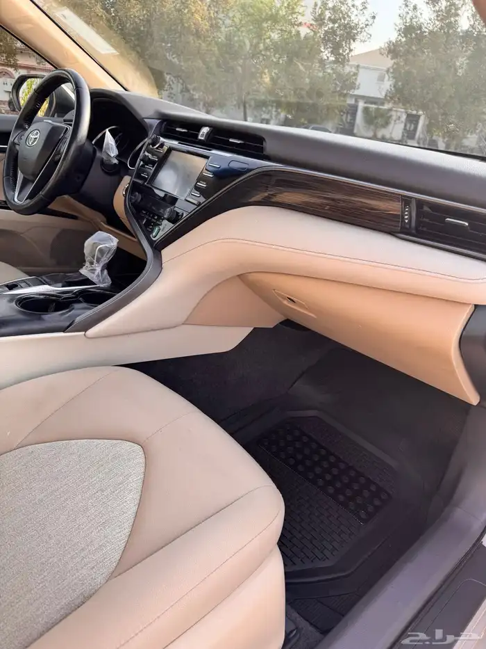 كامري 2020 GLE فل كامل 35