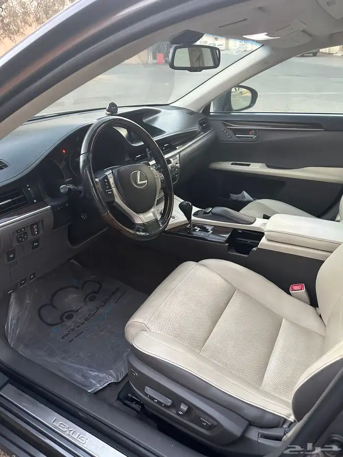 لكزس ES350 فل كامل 4