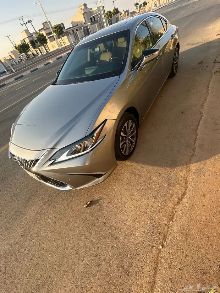 لكزس ES250 AA 2023 3
