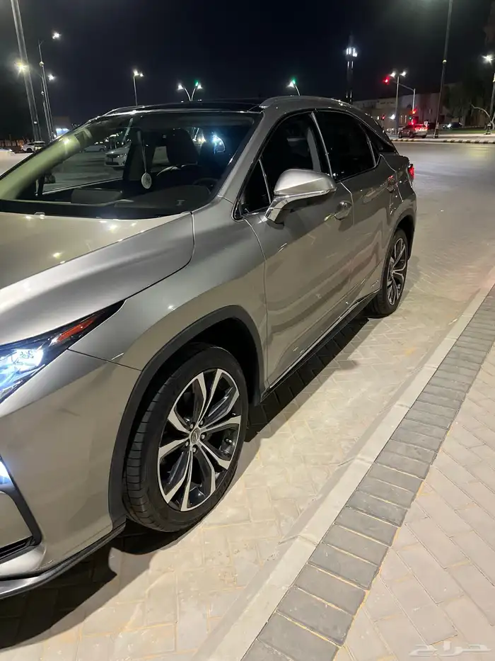 جيب لكزس RX450h هايبرد موديل 2017 34