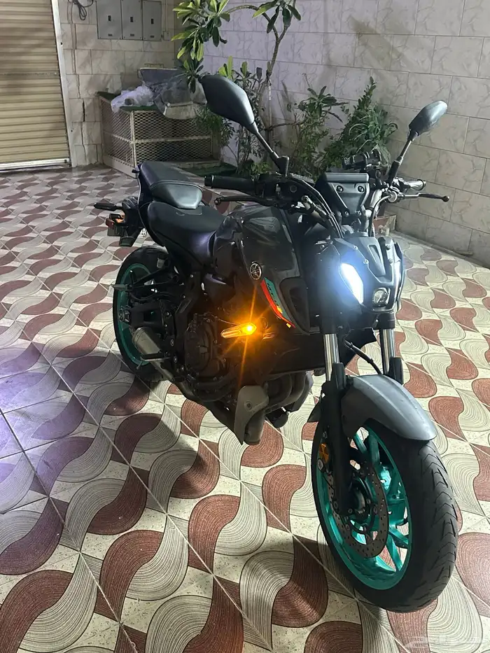 دباب ياماها 2023 mt-07 ستريت فايتر نيكد فايرس 3