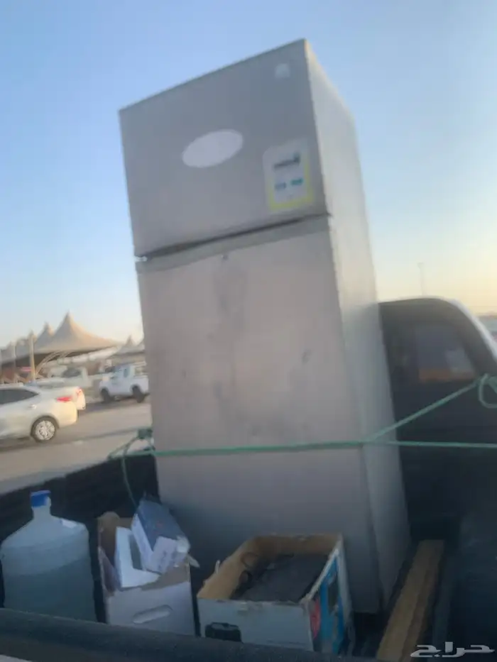 للبيع ثلاجه مع اثنين طابعه 0