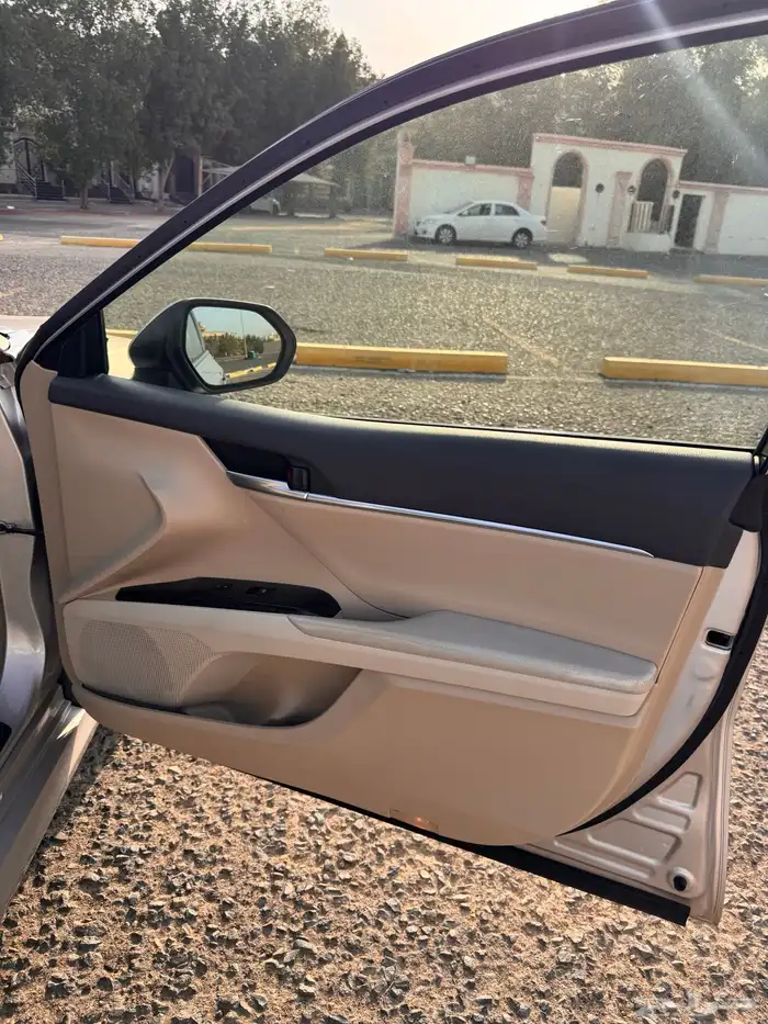 كامري 2020 GLE فل كامل 34